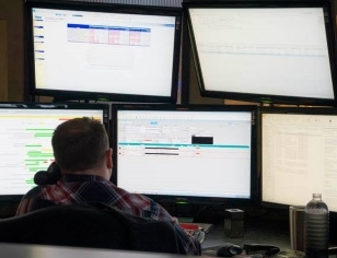 There are many advantages to outsourcing your logistics services to a third party Benefits of Outsourcing Logistics Operations